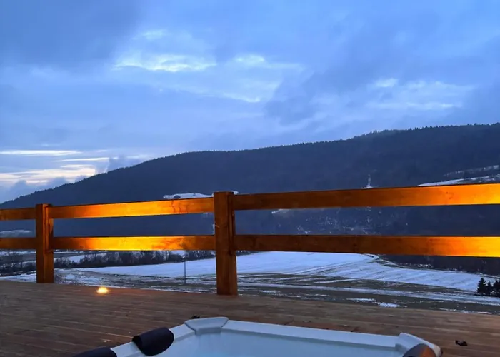 Pod Hradom S Jacuzzi A Saunou Prázdninový dům